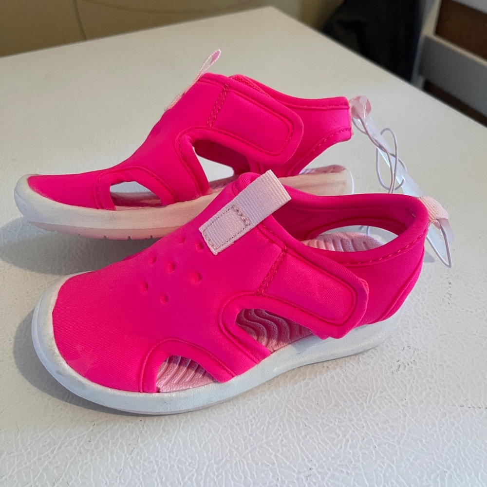 Cat and Jack Tommie Slip-on water shoes